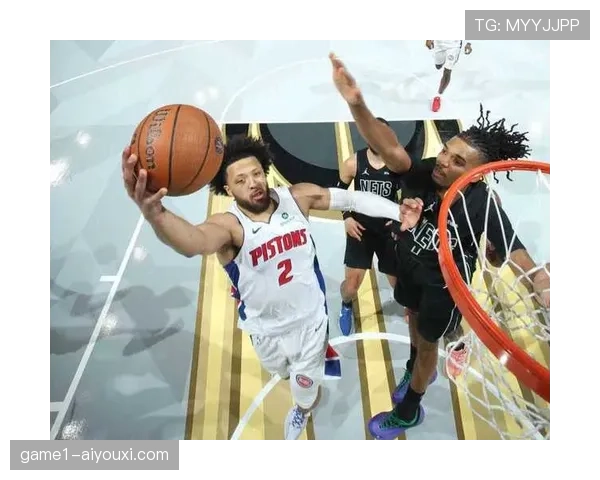 坎宁安与杜伦挡拆组合奏效 活塞后场搭档默契十足 坎宁安与杜伦挡拆组合奏效 活塞后场搭档默契十足